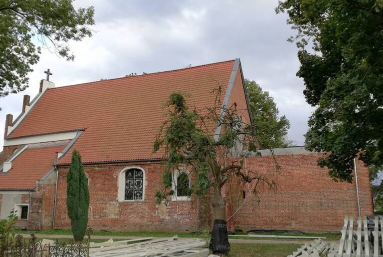 KOŚCIÓŁ W TRUTNOWYCH